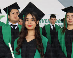 Graduaciones Plantel Juárez-103