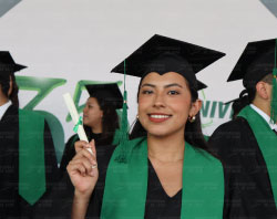 Graduaciones Plantel Juárez-138