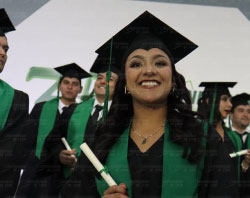 Graduaciones Plantel Juárez-168
