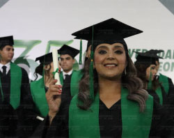 Graduaciones Plantel Juárez-170