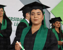 Graduaciones Plantel Juárez-48