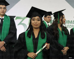 Graduaciones Plantel Juárez-58