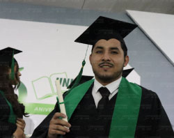 Graduaciones Plantel Juárez-81