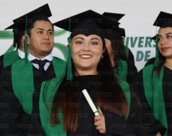 Graduaciones Plantel Juárez-84