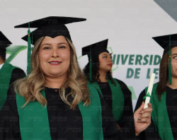 Graduaciones Plantel Juárez-93