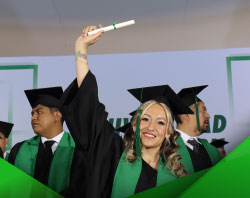 Graduaciones Plantel Paraísos-88
