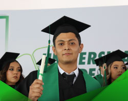 Graduaciones Plantel Torres Landa-05