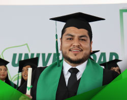 Graduaciones Plantel Torres Landa-19