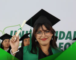 Graduaciones Plantel Torres Landa-47