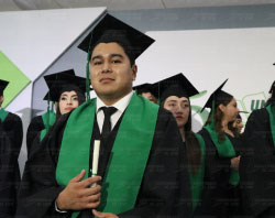 Graduaciones Plantel Torres Landa-10