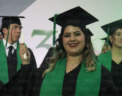 Graduaciones Plantel Torres Landa-104