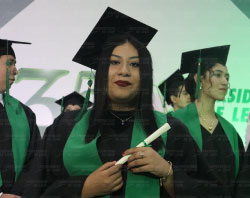 Graduaciones Plantel Torres Landa-117