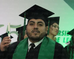 Graduaciones Plantel Torres Landa-119
