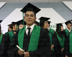 Graduaciones Plantel Torres Landa-12
