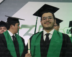 Graduaciones Plantel Torres Landa-127