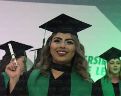 Graduaciones Plantel Torres Landa-134