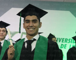 Graduaciones Plantel Torres Landa-142