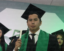 Graduaciones Plantel Torres Landa-146