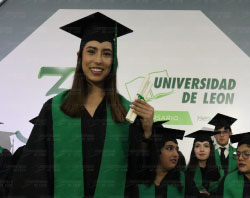 Graduaciones Plantel Torres Landa-56