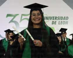 Graduaciones Plantel Torres Landa-58