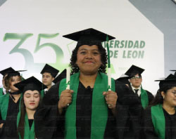 Graduaciones Plantel Torres Landa-60