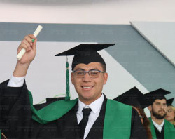 Graduaciones Plantel Torres Landa-64