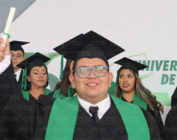 Graduaciones Plantel Torres Landa-66