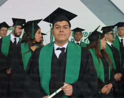 Graduaciones Plantel Torres Landa-73