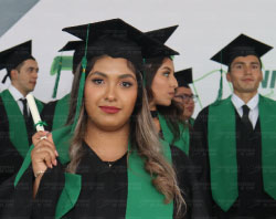 Graduaciones Plantel Torres Landa-75