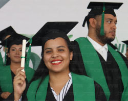 Graduaciones Plantel Torres Landa-87