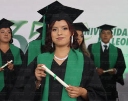 Graduaciones Plantel Torres Landa-88