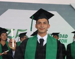 Graduaciones Plantel Torres Landa-90