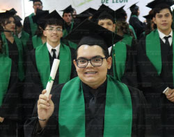 Graduaciones PrepaUDL-08